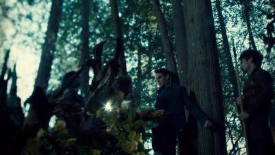There you are. - Shadowhunters