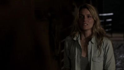 - There you are, sunshine.
- Hey. - Banshee