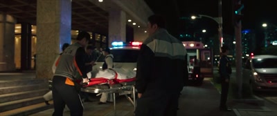 There are two dead yakuza. - The Roundup: No Way Out