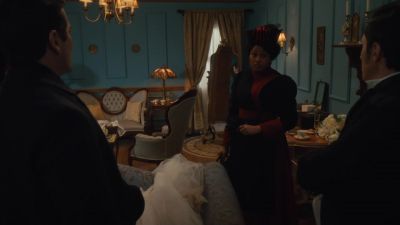 - There aren't any signs
of external injuries. - Murdoch Mysteries