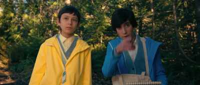 There. Below that tree. A deer. - The Mysterious Benedict Society