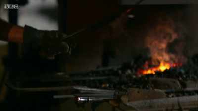 There we go - a quarrel. - Sword, Musket & Machine Gun: Britain's Armed History