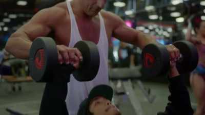 There you go, big dog,
breathe, there you go, son. - King of the Con