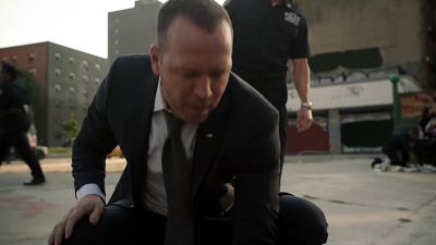 There we go, look at that. - Blue Bloods