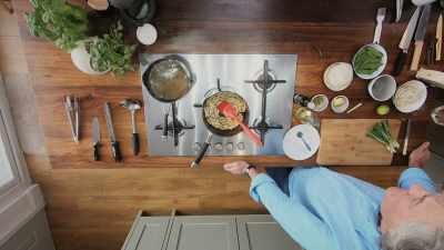 There you go. Now,
if you could just quickly cut - James May: Oh Cook!