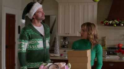 -There you go.
-Yeah? - A World Record Christmas