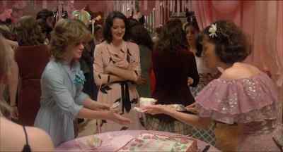 There you go.
You got a piece ofthat
for me? - The Prowler