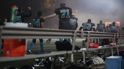 There he goes. He breaks
a tackle. He's at the thirty. - Euphoria
