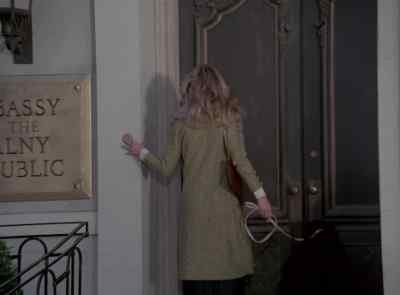 There she goes. - The Six Million Dollar Man