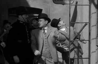 There he goes. - Abbott and Costello Meet Dr  Jekyll and Mr  Hyde