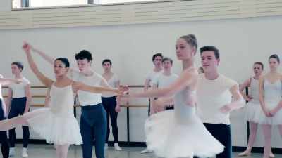- There! Good. Not bad.
- Nothing compares - On Pointe