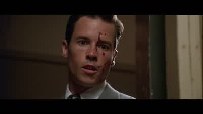 There he is. - L A  Confidential