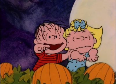 There he is There he is - It's the Great Pumpkin, Charlie Brown