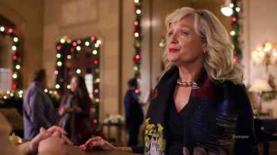 There, I was on a yacht
alone at Christmas and why? - Hotel for the Holidays