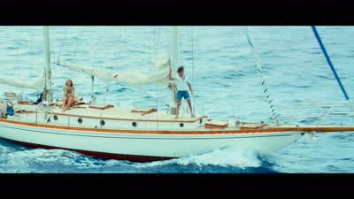 There! I see them. - Mamma Mia! Here We Go Again