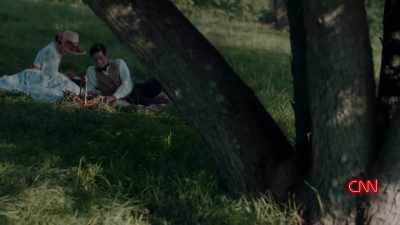 >> THERE IS A THEORY THAT SHE
WAS HIS GREAT LOVE. - Lincoln: Divided We Stand