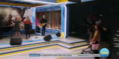 There she is. Kelly
Clarkson's truth teller. - The Morning Show