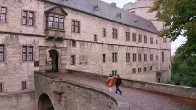 THERE IS MORE INSANE STUFF
IN THAT ROOM - Lost Relics of the Knights Templar