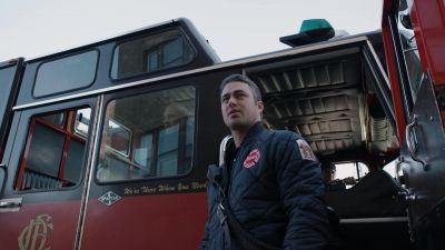 There he is. - Chicago Fire