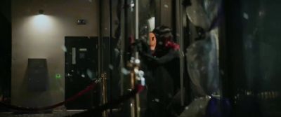 There she is. - Detective Knight: Rogue