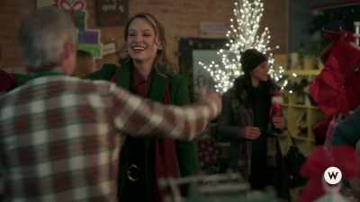 There she is!
Welcome home, kiddo! - My Grown-Up Christmas List