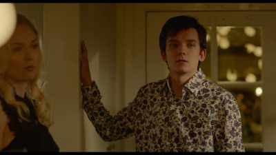 There isn't a bar. And I am super hungry. - Time Freak