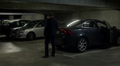There isn't a bomb under it. - Line of Duty