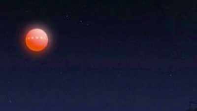 There were lights
around the center, - Truth Hunter