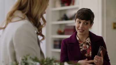 There might be some people who
don't think the embassy - Match Made in Mistletoe