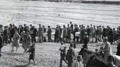 There were migrant workers
or migrant families. - Flood in the Desert