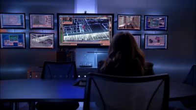There.
Mom, we've reached Volkoff's cell. - Chuck
