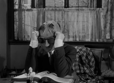 There must be a way back - The Invisible Man