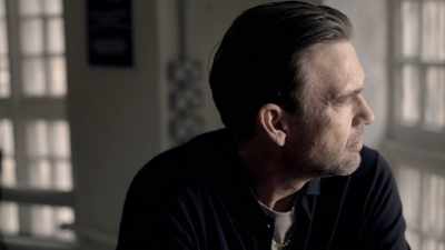 -There is no inside. - Snatch