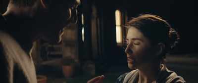 There is nothing going on
with Claire. OK? - All My Friends Hate Me