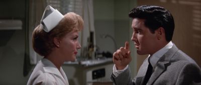 There is nothing in either eye - It Happened at the World's Fair