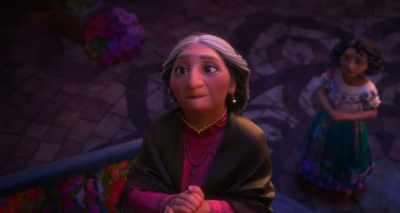 There is nothing wrong
with La Casa Madrigal. - Encanto
