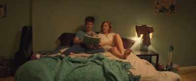 - There.
- Oh. - Max and Me