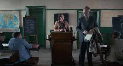 There is only one who
has a steady job after school. - The Bookshop