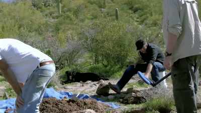 There were other rocks
that we found on the way - Lust for Gold: A Race Against Time