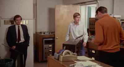 THERE SHE GOES AGAIN. - Five Easy Pieces