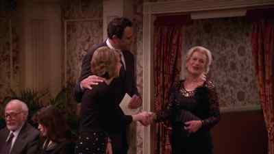 - THERE SHE IS, MARIE. - Everybody Loves Raymond
