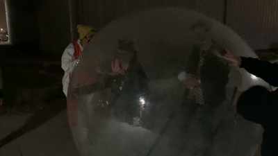 There should be a trash
down there for you okay? - The Flaming Lips Space Bubble Film