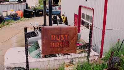 There should be another bolt here.
Where is it? - Rust Valley Restorers