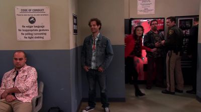  - THERE SHOULD BE GUARDS HERE. - iCarly