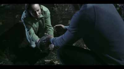 - There should be-- there should be a stab wound. - The Amityville Curse