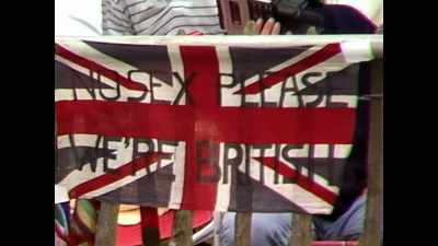 There were suddenly people
coming to the races - Williams & Mansell: Red 5