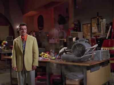 There. That'll teach you
to talk back to me! - Lois & Clark: The New Adventures of Superman