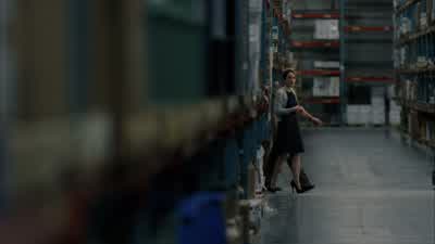 There. The foreman. Navy pants, powder-blue shirt. - Breaking Bad
