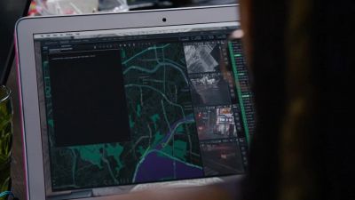 There has to be a major police response. - Sense8