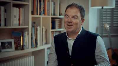 There was very much this sense
that it's now or never, - Williams & Mansell: Red 5
